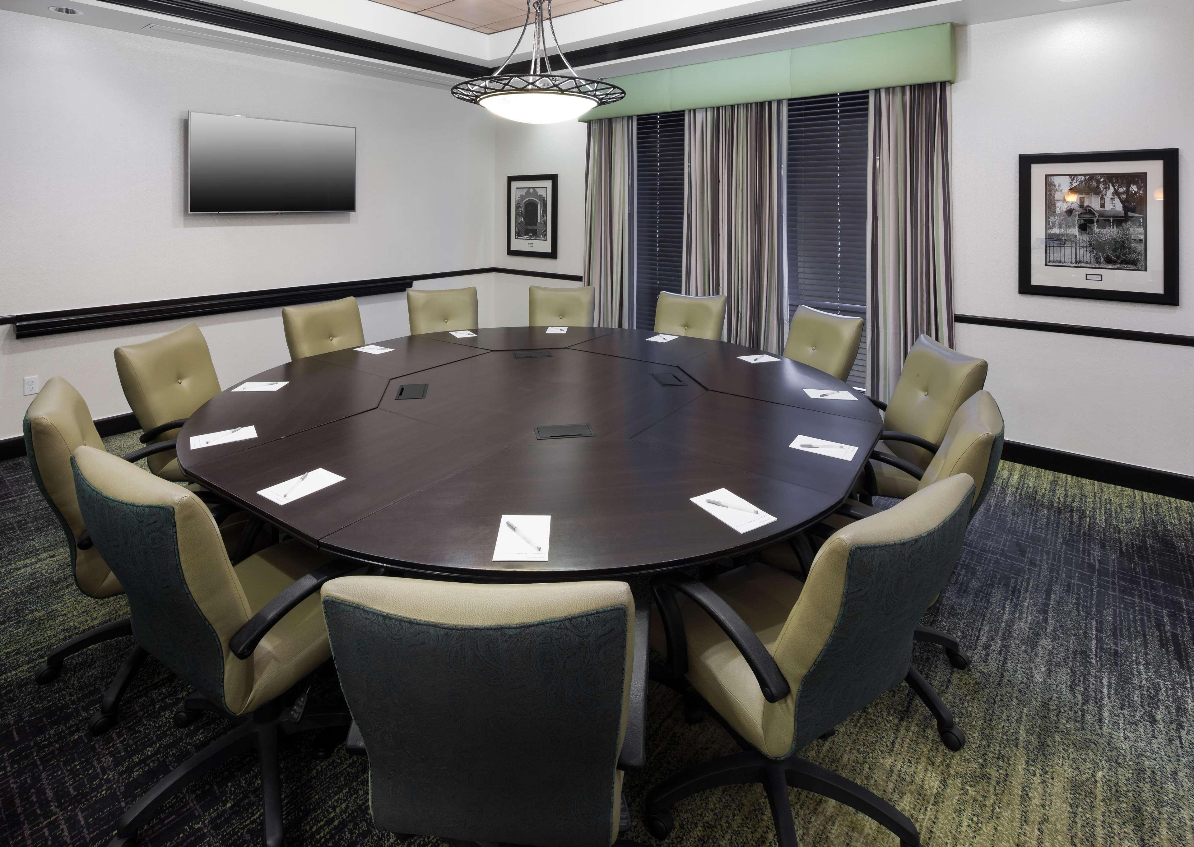 Hampton Inn & Suites Gainesville Downtown מראה חיצוני תמונה