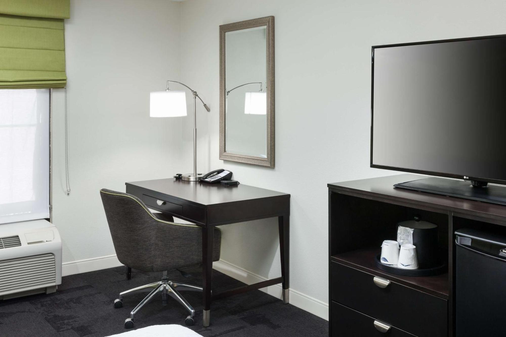 Hampton Inn & Suites Gainesville Downtown מראה חיצוני תמונה