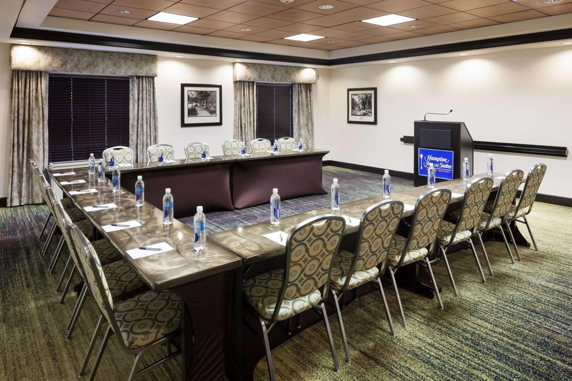 Hampton Inn & Suites Gainesville Downtown מראה חיצוני תמונה