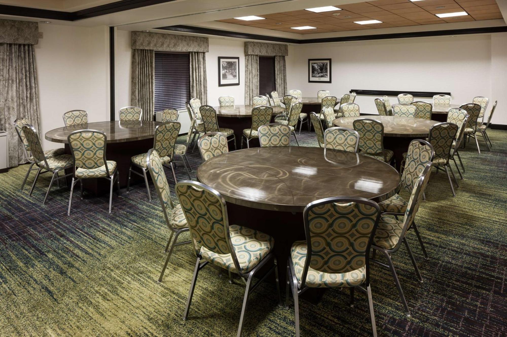 Hampton Inn & Suites Gainesville Downtown מראה חיצוני תמונה