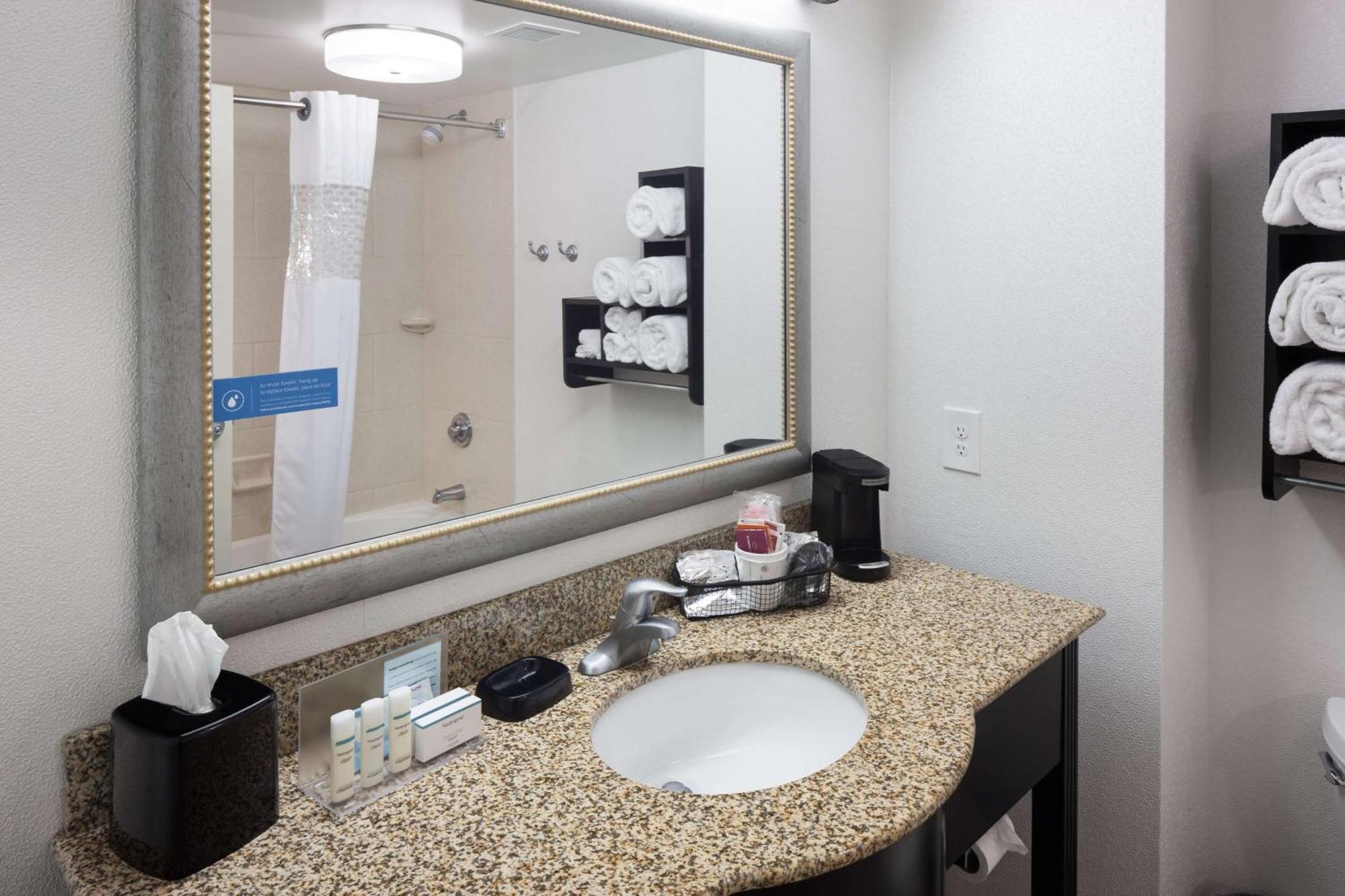 Hampton Inn & Suites Gainesville Downtown מראה חיצוני תמונה